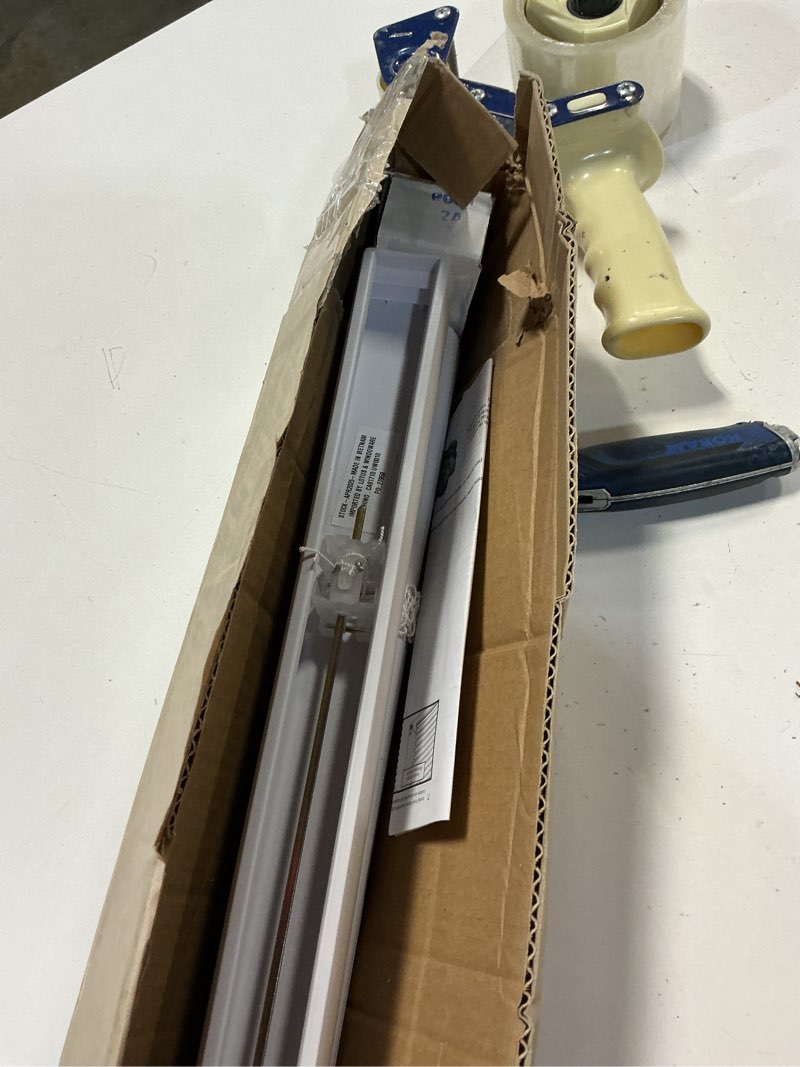 Condition photo showing Good Condition for lotus & windoware cordless mini blind, 1" vinyl slats, 31" wide x 84" long - white, window blinds for home and office, interior door blinds - light filtering 31"w x 84"h white