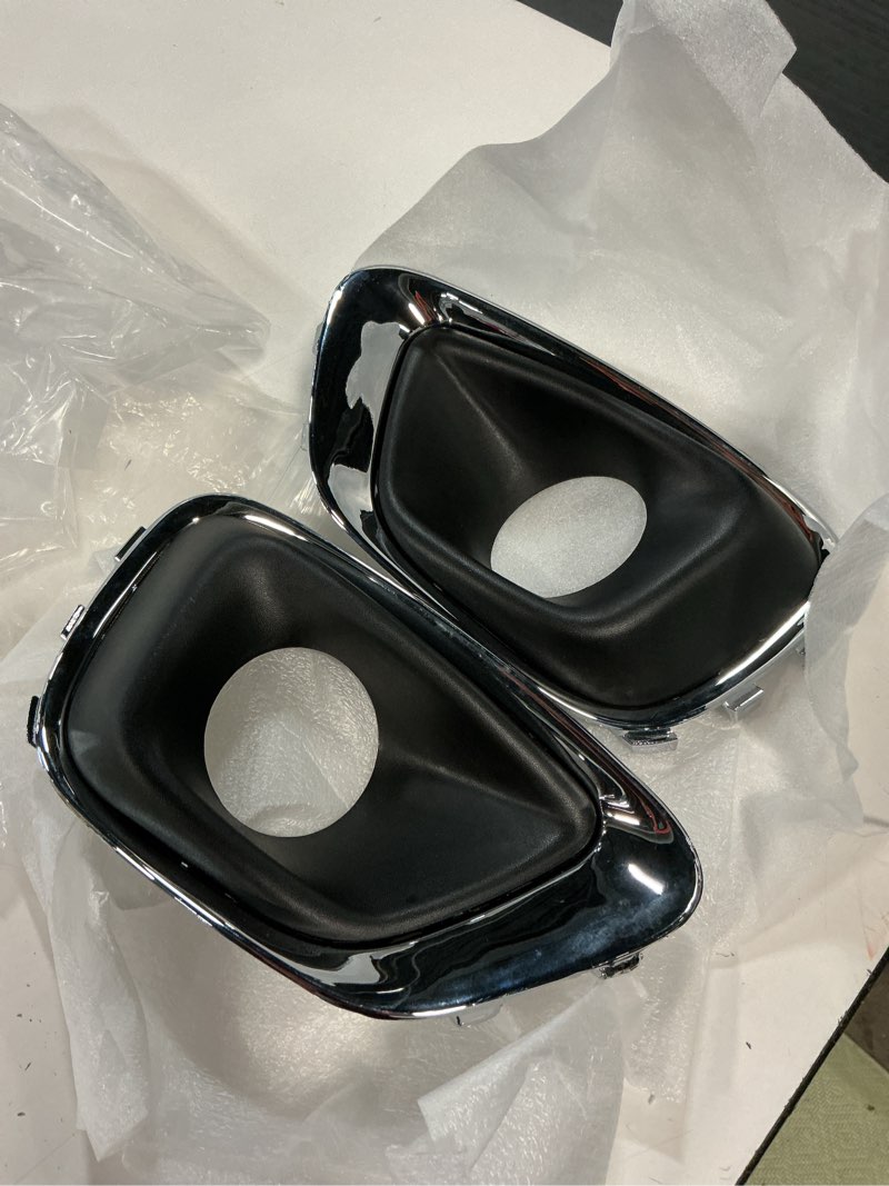 Condition photo showing Good Condition for 68213205aa 68213204aa pair car front fog light grille cover trims for jeep compass 2014-2017 2016 2015 fog light lamp bezel cover frame left & right ch1038184 ch1039184