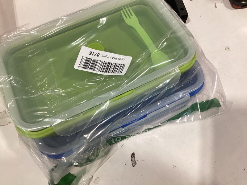 Condition photo showing Good Condition for Extra Large Collapsible Silicone Food Storage Containers With Lids, 82.8oz, 2 Pack, XXL Foldable Bento Lunch Box, Rv Collapsible Bowls, Big Meal Boxes for Kitchen, Camping, BPA Free Green and Blue