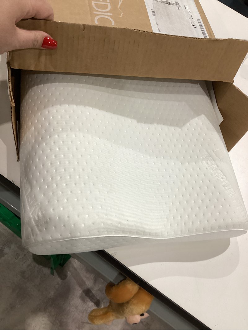 Condition photo showing Good Condition for tempur-pedic tempur-ergo neck pillow, medium profile, white medium profile 1