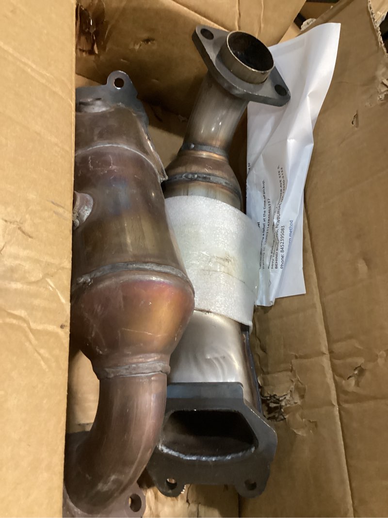 Condition photo showing Good Condition for upgrade front & rear catalytic converter compatible with 2011-2014 chrysler 200 town & country dodge grand caravan journey avenger 200 3.6l replace 674121 (epa compliant)