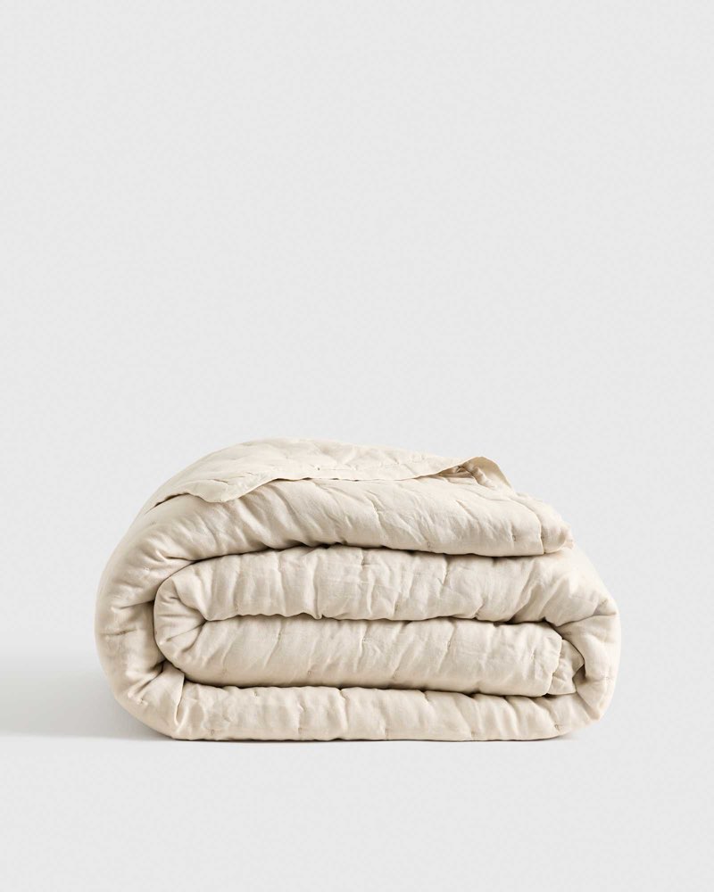 quince european linen dream quilt, king/cal king, sand