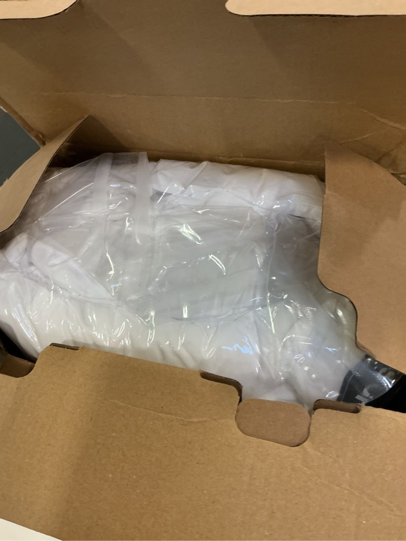 Condition photo showing New/Like New for Bedsure Comforter Duvet Insert - Quilted Comforters King Size, All Season Duvet, GentleSoft Down Alternative Bedding, with 8 Tabs, Gifts for Women/Men, White, King 90 x 102 Inches King White