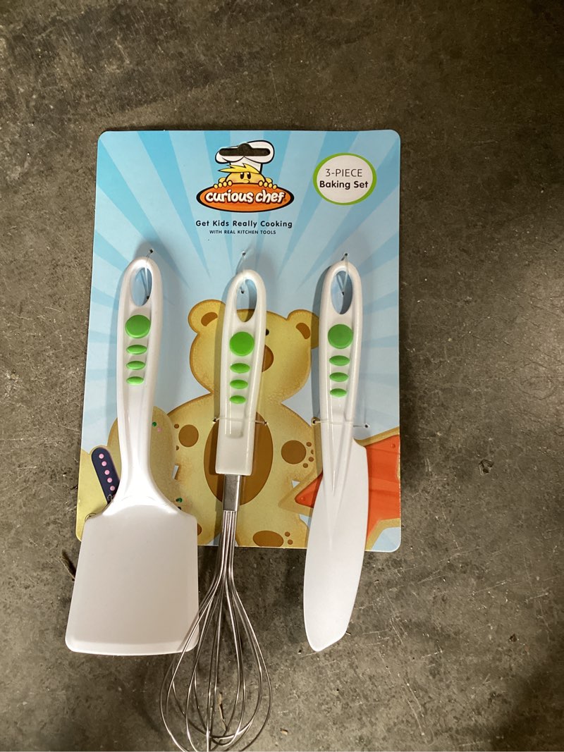Condition photo showing New/Like New for curious chef children s 3-piece baking tool set