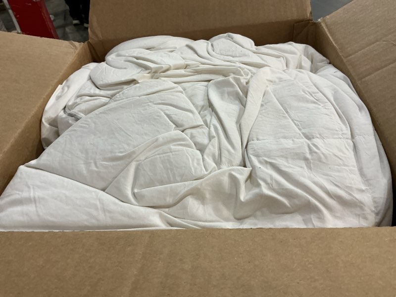 Condition photo showing As Is for APSMILE Lightweight Goose Feather Down Comforter California King Size - Cooling Bed Comforter, Hotel Collection 750 Fill-Power Thin Duvet Insert for Warm Weather/Hot Sleepers, 104x96, White California King White/Lightweight