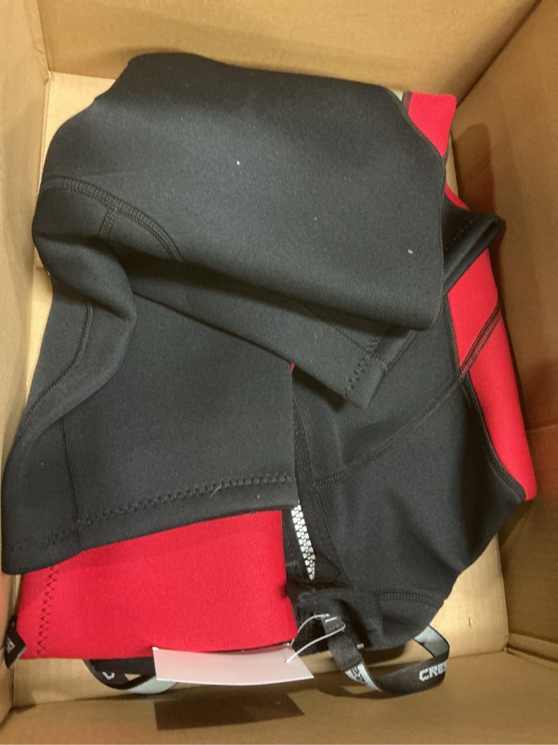 Condition photo showing Good Condition for Adult Men's Shorty Wetsuit for Snorkeling, Scuba Diving - Quaility 2.5 mm Thermal Neoprene - Med X: Designed in Italy by Cressi Black/Red Large