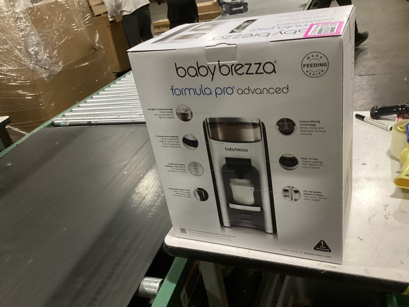 Condition photo showing New/Like New for Baby Brezza New and Improved Formula Pro Advanced Formula Dispenser Machine - Automatically Mix a Warm Formula Bottle Instantly - Easily Make Bottle with Automatic Powder Blending, White