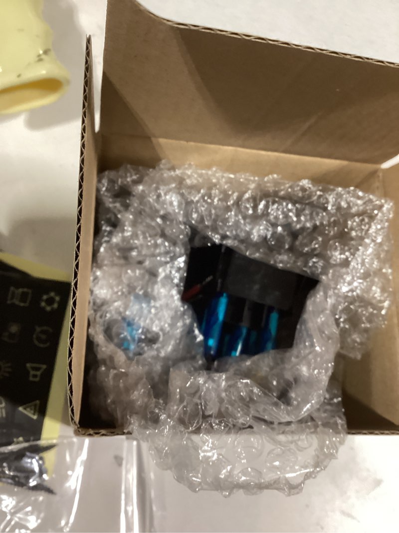 Condition photo showing Good Condition for Green 3 Gang Waterproof Boat Switch Panel with 3.1A USB and 12V Cigarette Lighter Socket Marine Switch Panel for Boats, Trucks, RVs