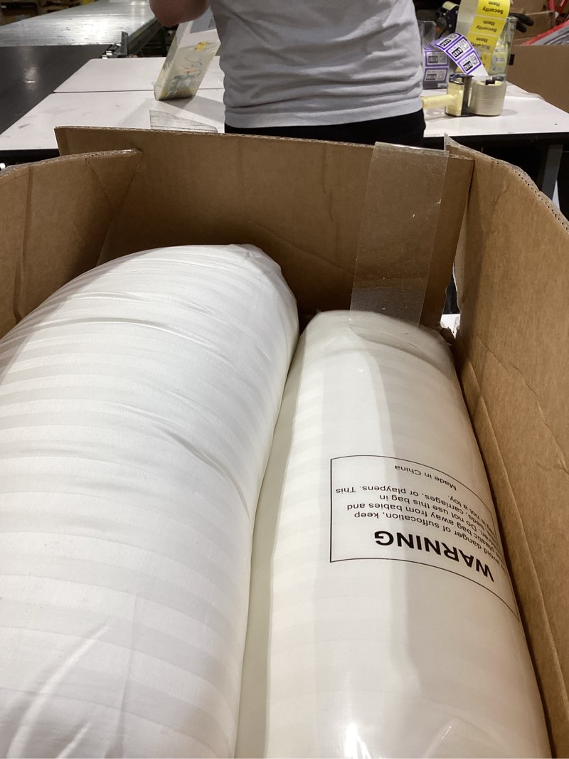 Condition photo showing Good Condition for beckham hotel collection bed pillows standard/queen size set of 2 - original soft down alternative pillow for sleeping - soft support for back, stomach or side sleepers queen / standard white