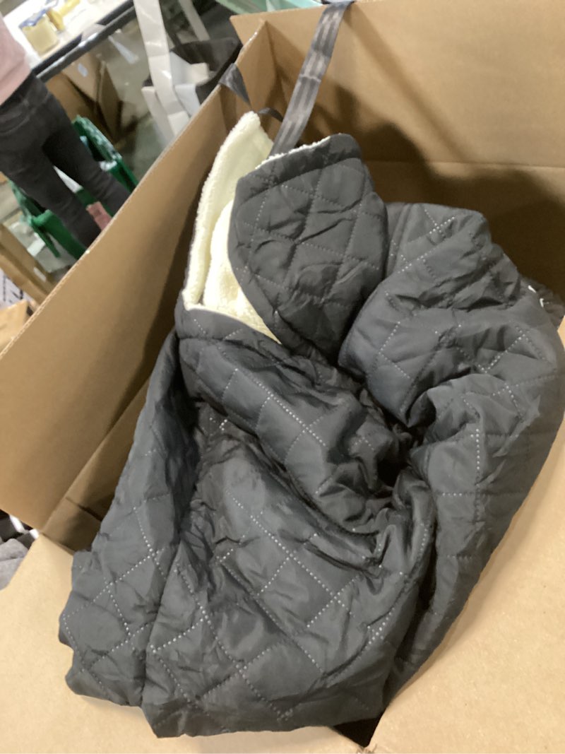 Condition photo showing New/Like New for Wheelchair Blanket - Outdoor Lap Blanket with 2 Pockets for Hands - Waterproof and Windproof Foot & Leg Pocket Blanket - Thick Warm Fleece Lined Knee Blanket for Wheelchair, Recliner & Chair (M) Medium