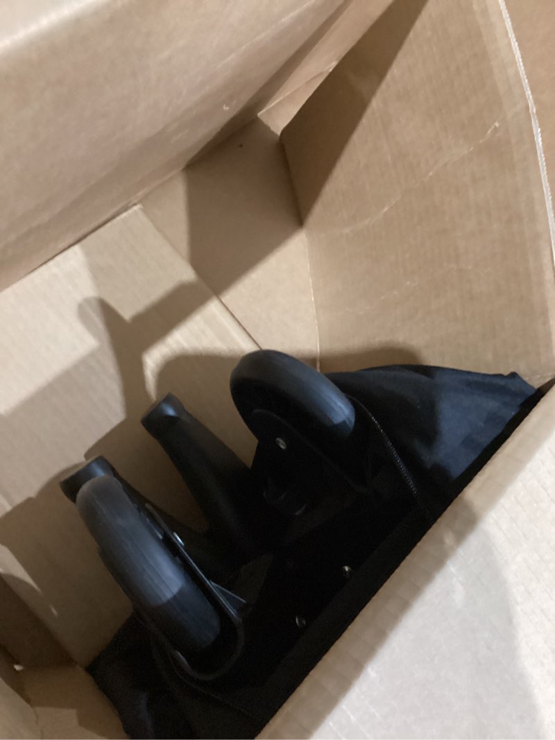 Condition photo showing Good Condition for Graco® Pack 'n Play® Simple Solutions™ Playard, Cam