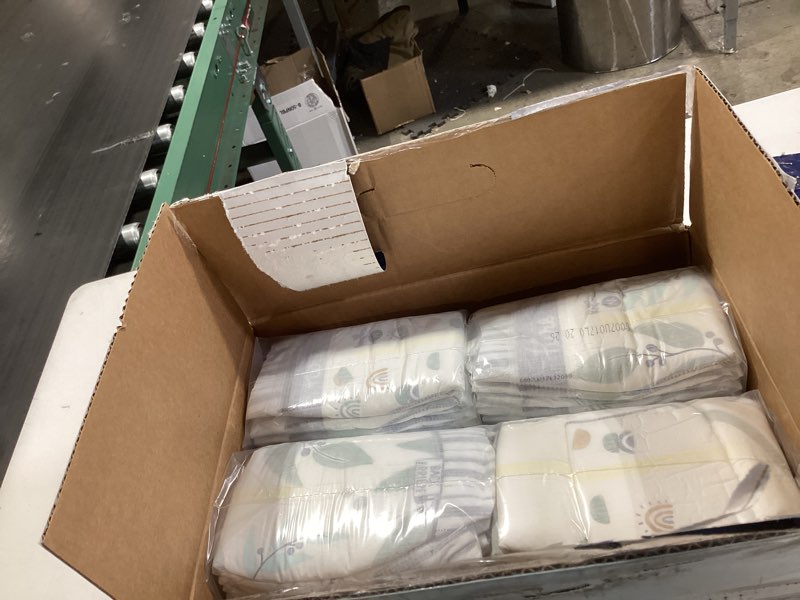 Condition photo showing Good Condition for pampers pure baby diapers, size 0 (>10 lbs), 76, up to 100% leakproof, premium hypoallergenic soft diapers newborn 76