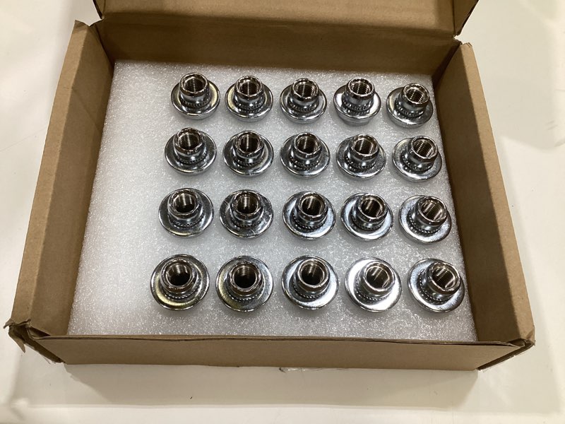 Condition photo showing Good Condition for mag chrome lug nuts m12x1.5 set of 20 with washer - 13/16'' (21mm) 1.46''x1.18'' oem lug nuts for toyota lexus scion pontiac