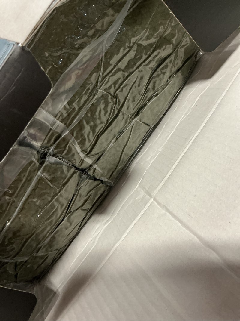 Condition photo showing New/Like New for EVERGRACEHOME Chunky Chenille Knit Throw Blanket for Couch, Soft Luxurious Oversized King Moss Stitch Blanket for Bed, Large Cozy Farmhouse Knitted Throw for Sofa, Olive Green, 92" x 108" Olive Green 108" x 92"