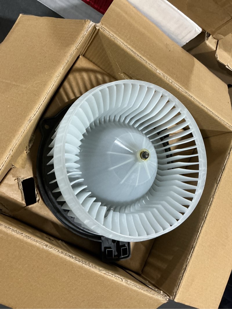 Condition photo showing New/Like New for 700112 AC Heater Blower Motor Fan Assembly Fit for Lexus gs300 1998-2005 ?gs400 1998-2000 ?sc300 2001-2005 ?rx300 1999-2003 ?sc300 2002-2010 ? for Toyota Highlander 2001-2007 8710330390 Blower Motor 700112