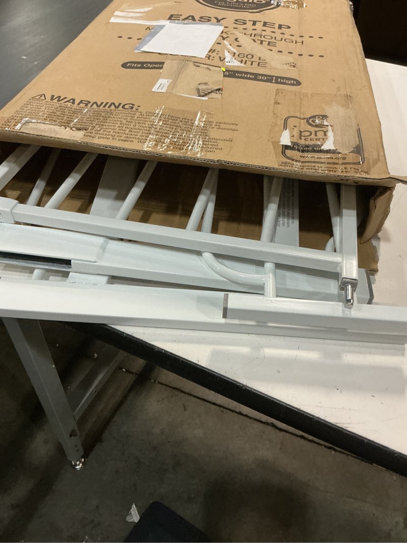Condition photo showing Good Condition for regalo safety 38" baby gate for doorways & bottom of stairs, pressure mount design for babies, toddlers & pets, tested & safe for 30 years, american designed, american owned, white white 29-38.5"w x 30"h
