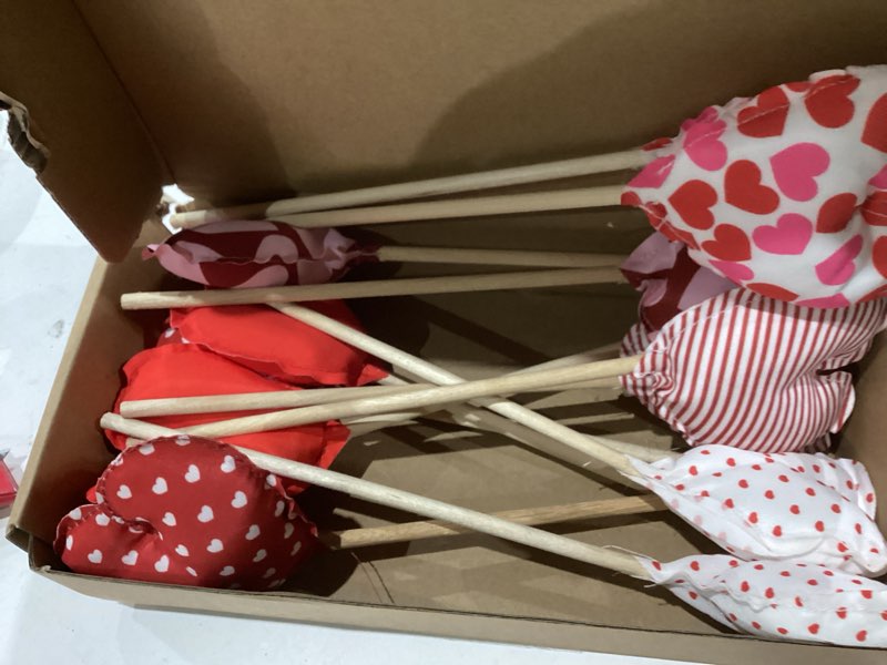 Condition photo showing As Is for Vesici 12 Pcs Valentines Heart Picks Fabric Valentines Day Tree Picks 3D Red Pink White Valentine Bouquet Heart Artificial Flower for Vase Flower Arrangements Wedding Galentines Mother's Day Decor