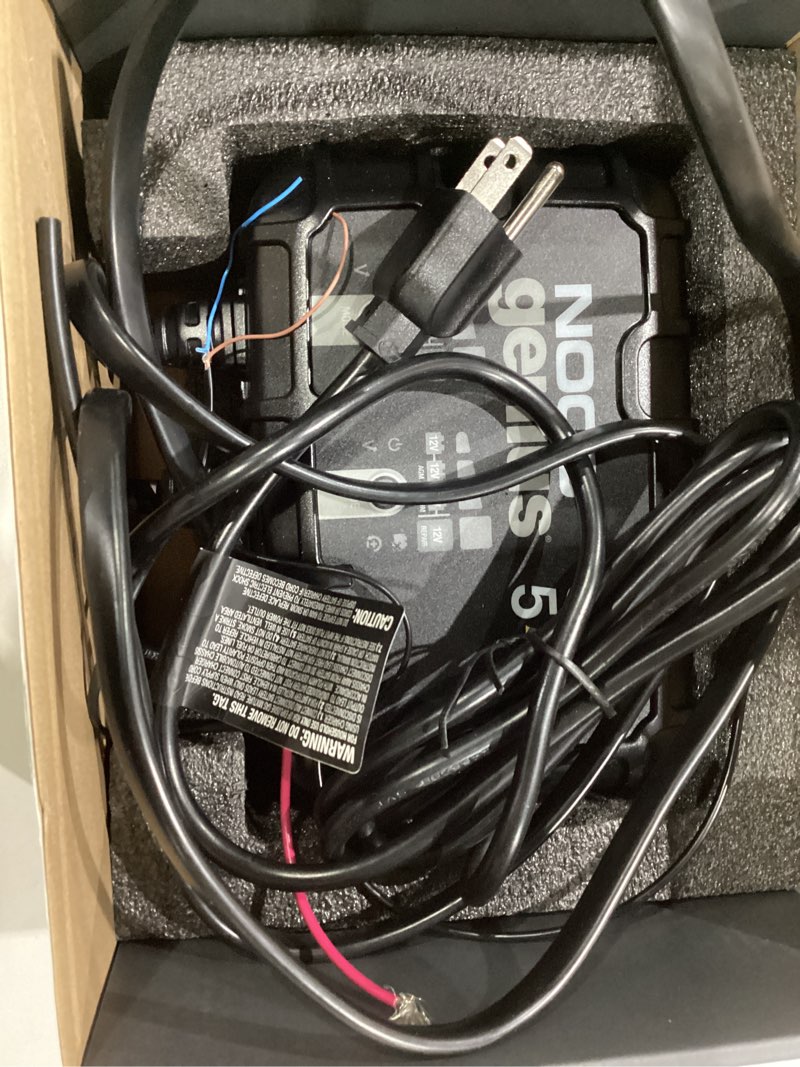 Condition photo showing Good Condition for noco genius gen5x2: 2-bank, 10a onboard battery charger - 5a per bank, 12v waterproof marine charger with overcharge protection & temperature compensation – for lead-acid & lithium batteries 10a (5a per bank)