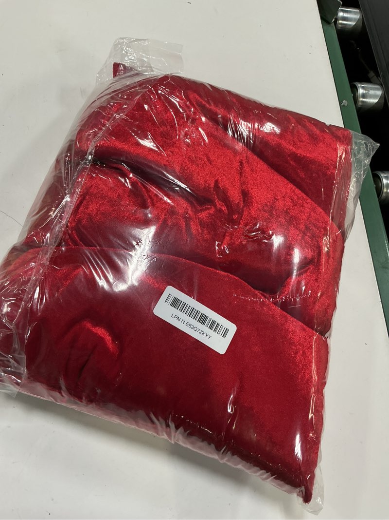 Condition photo showing Good Condition for modfuns red carpet runner for parties 4x30ft velvet aisle runner wedding runners aisle outdoor event carpet runway rug with carpet tape farmhouse aisle floor runners ceremony banquet beach rug 4' x 30' (rectangular) red