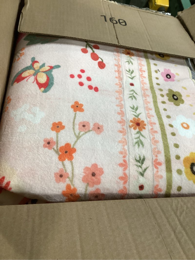 Condition photo showing Good Condition for 5x7 Area Rugs for Living Room Vacuum-Friendly Machine Washable Area Rug Flower Floral Printed Pattern Low Pile Non-Slip Carpet for Bedroom Hallway Entryway, Pink Beige Pink Beige 5' x 7' (Rectangular)