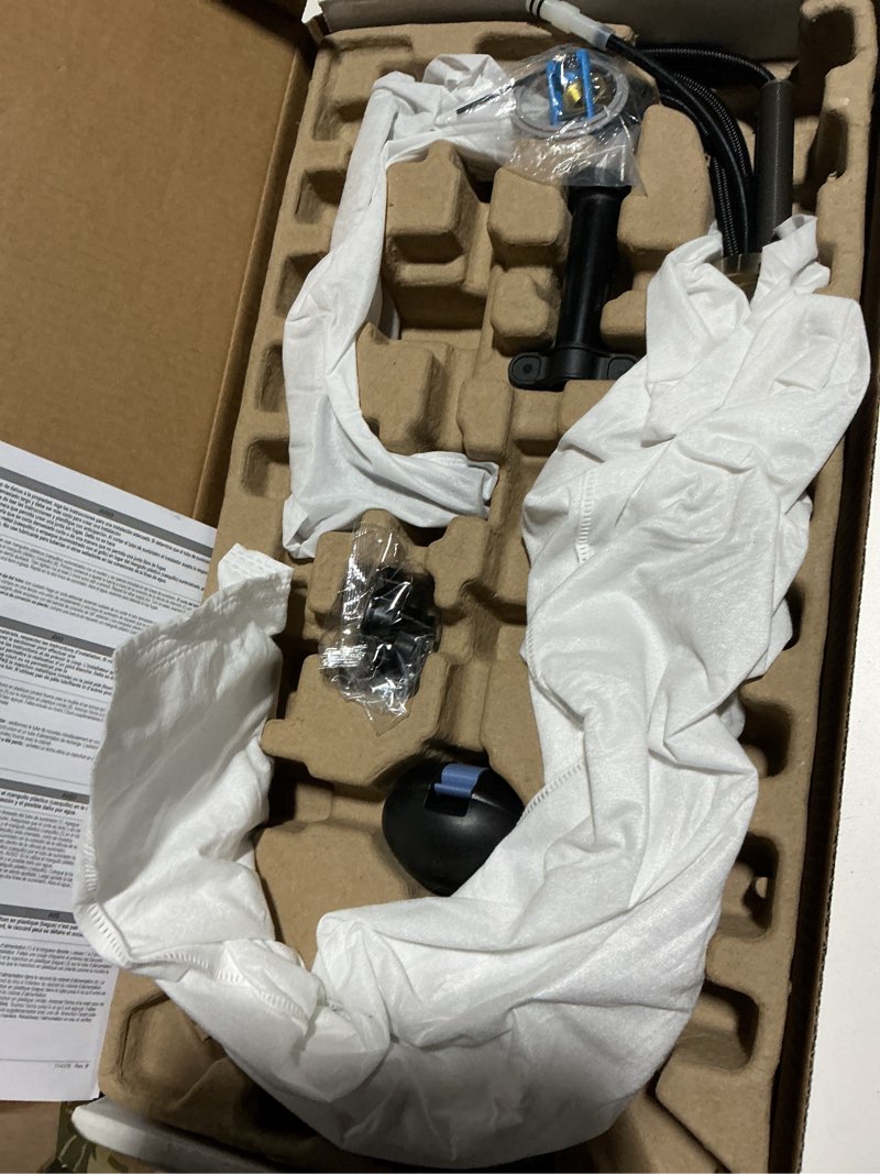 Condition photo showing Good Condition for Delta Nicoli Brushed Gold Kitchen Faucet with Pull Down Sprayer, Modern Single Hole Kitchen Sink Faucet, Single Handle, Champagne Bronze 19867LF-CZ