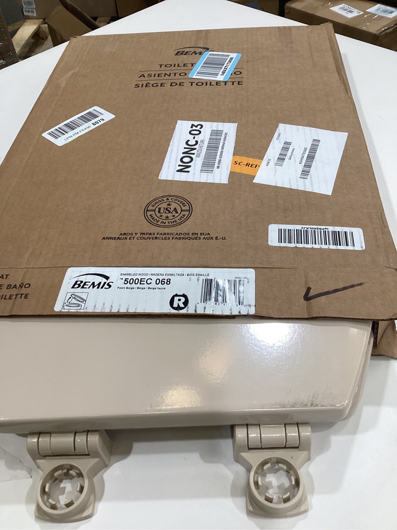 Condition photo showing New/Like New for Bemis 500EC 068 Molded Wood Round Toilet Seat with Easy Clean and Change Hinge, 1 Pack, Fawn Beige Fawn Beige Round