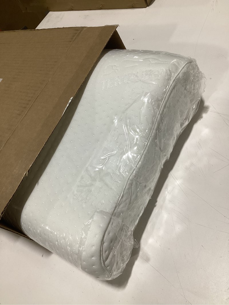 Condition photo showing Good Condition for Tempur-Pedic TEMPUR-Ergo Neck Pillow, Medium Profile, White Medium Profile 1