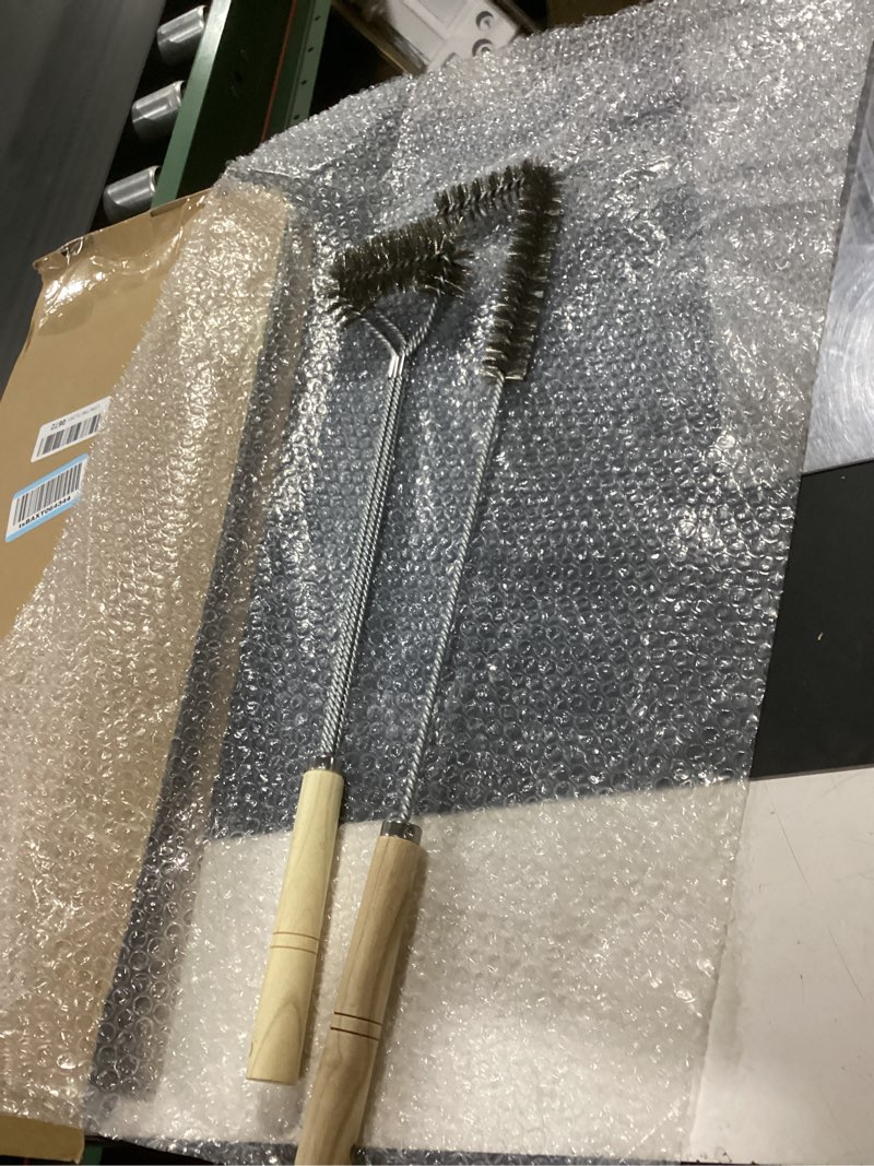 Condition photo showing As Is for missing one piece 3 pieces fryer cleaning tools, stainless steel deep fryer cleaning tools, including basket fryer brush, l-shape deep fryer cleaning brush and fryer cleanout rod, air fryer cleaning brush tools