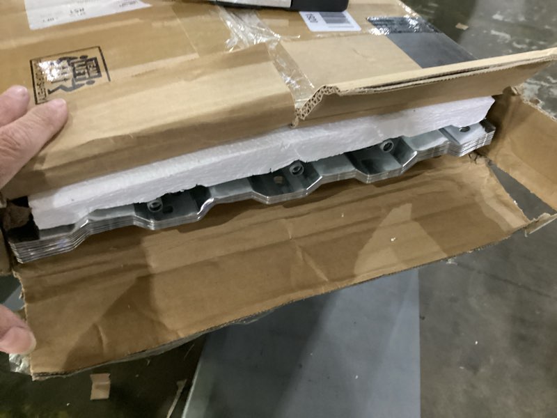 Condition photo showing Good Condition for 8x4x1ft(2 pcs) galvanized raised garden bed,outdoor planter box metal patio kit planting bed for vegetables flowers herb,silver 8x4x1ft(2 pcs) silver
