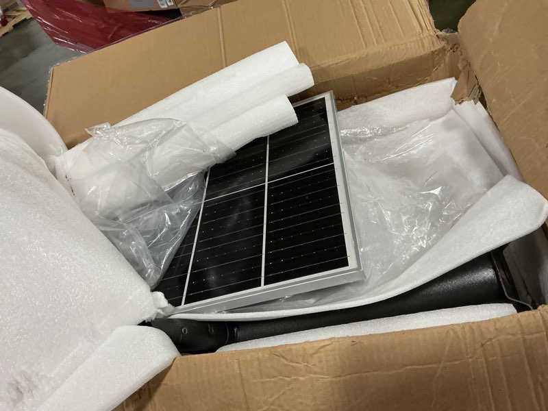 Condition photo showing Good Condition for Gefolly SL-11000W Solar Street Lights Outdoor, 800000LM Commercial Parking Lot Light Dusk to Dawn IP67 Waterproof 6500K Security Flood Lights Lamp for Yard, Road, Basketball Courts