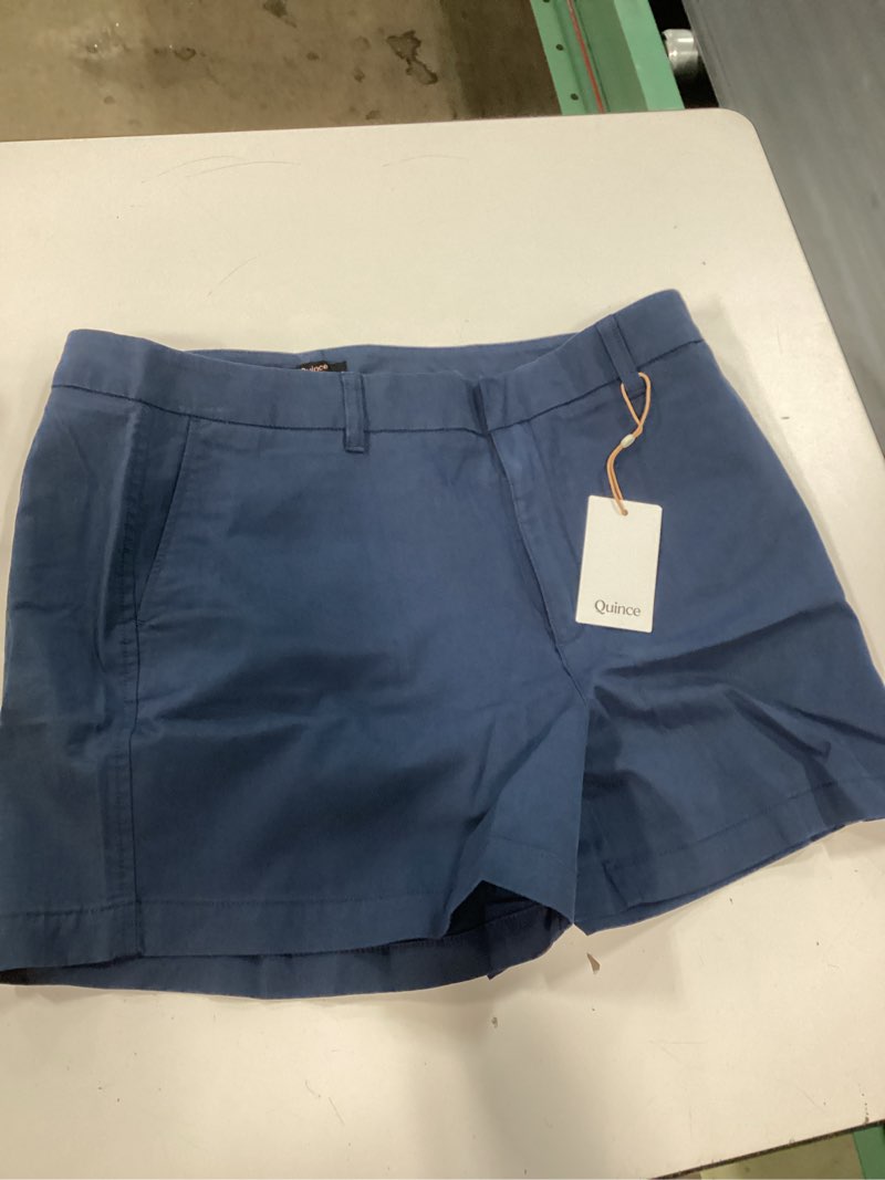 Condition photo showing New/Like New for organic stretch cotton chino shorts navy womens size 16