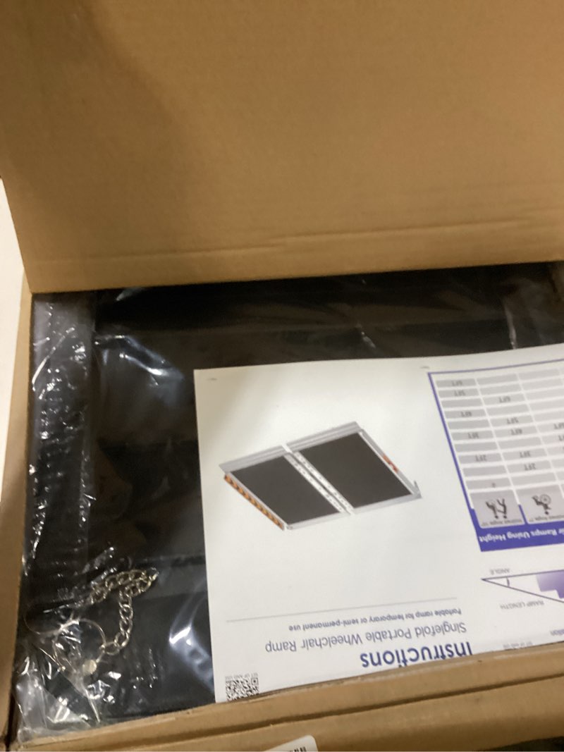 https://lotting-media.assets.bidfta.com/lotting_b72fdcdc-cd9b-4801-abb7-92f2ada5c1ed