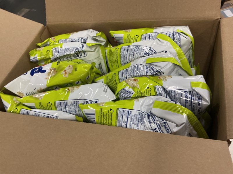 Condition photo showing Good Condition for (bbd 01/15/2026)  skinnypop popcorn, original, whole grain, dairy-free snack, 0.65oz bags (30ct)