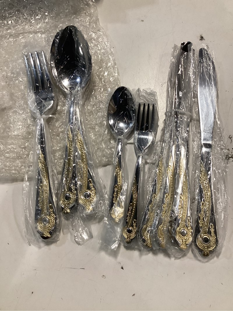Condition photo showing Good Condition for gold silverware set, 16 piece stainless steel golden flatware set for 4, silver tableware set with 24k gold-plated trim, eating utensils, great for family gatherings & daily use(prestige)