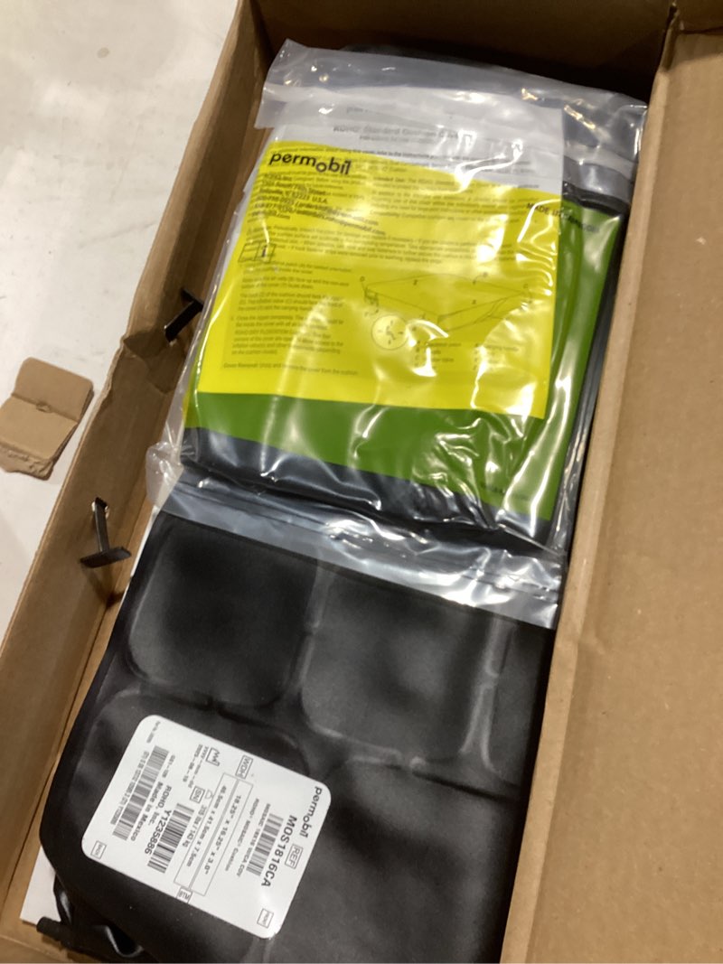 Condition photo showing Good Condition for ROHO Mosaic Cushion with Standard Cover - 18.25" x 16.28" x 3"