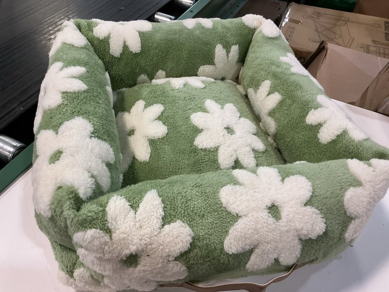 Condition photo showing As Is for le sure cute dog bed for small dogs & cats- washable puppy beds,cozy rectangle orthopedic pet sofa with jacquard shaggy plush & anti slip bottom,20x19x6inches 20"l x 19"w x 6"th brown checks