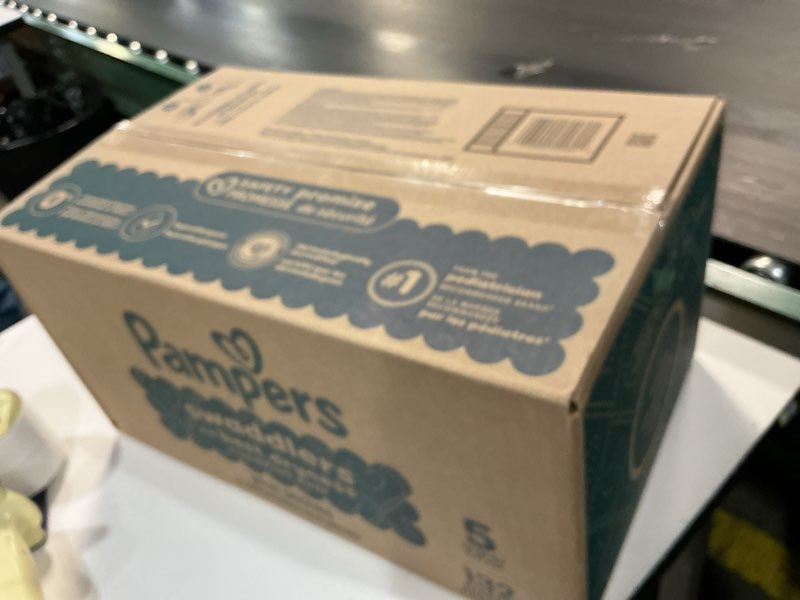 Condition photo showing New/Like New for Pampers Swaddlers Diapers, Size 5 (20-37 lbs), 132 Count, Absorbent, Keeps Baby Dry and Comfortable, Skin Safe Disposable Baby Diaper (Packaging May Vary) Size 5 132