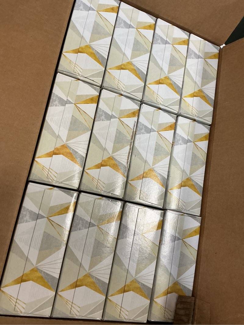 https://lotting-media.assets.bidfta.com/lotting_b755425e-639a-4f08-be11-131f72283f65