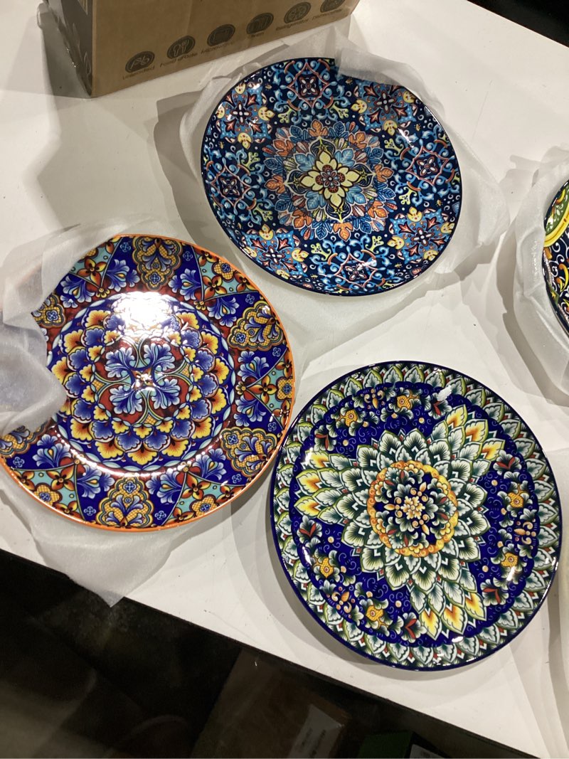 Condition photo showing New/Like New for vancasso dinner plates set of 6-10.5 inch ceramic plates, microwave, oven and dishwasher safe, colorful bohemian style dishes for kitchen 10.5in