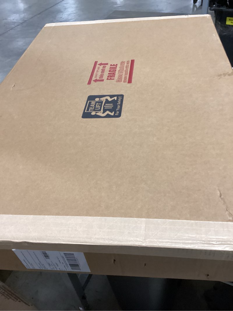 Condition photo showing New/Like New for vbhi3222pr window, 32" x 22"