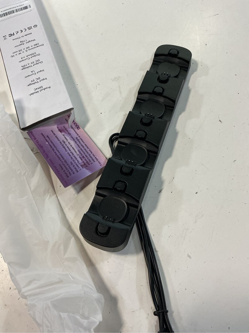 Condition photo showing Good Condition for doohoeek charging station for magicband+ plus magic band, 4-in-1 charger portable for disneyland magicband plus, 90 min full charging dock for magic band+ disney-world family (black, 4-slot) 4-slot black