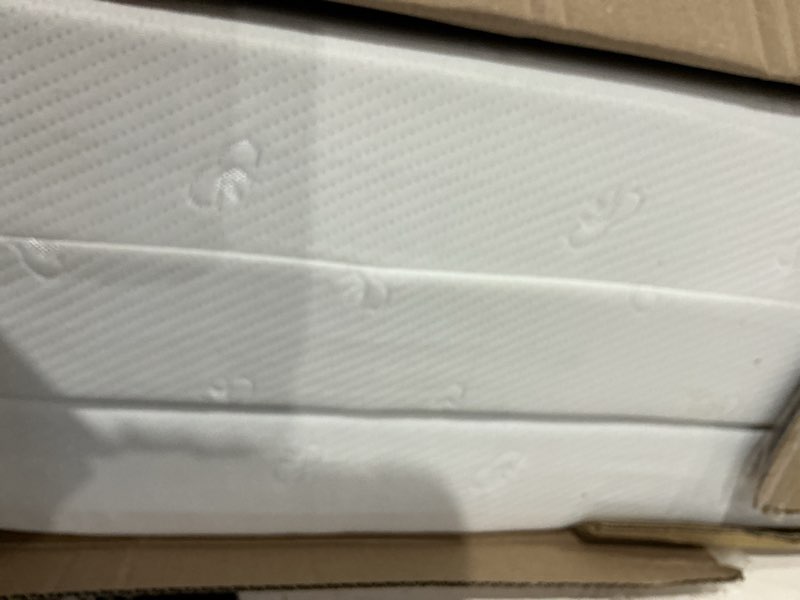 Condition photo showing Good Condition for avenco folding mattress, 4 inch trifold mattress, twin size folding mattress for indoors, rv/camper van, travel, camping, guest room-breathable cover & non-slip bottom 4 inch white twin