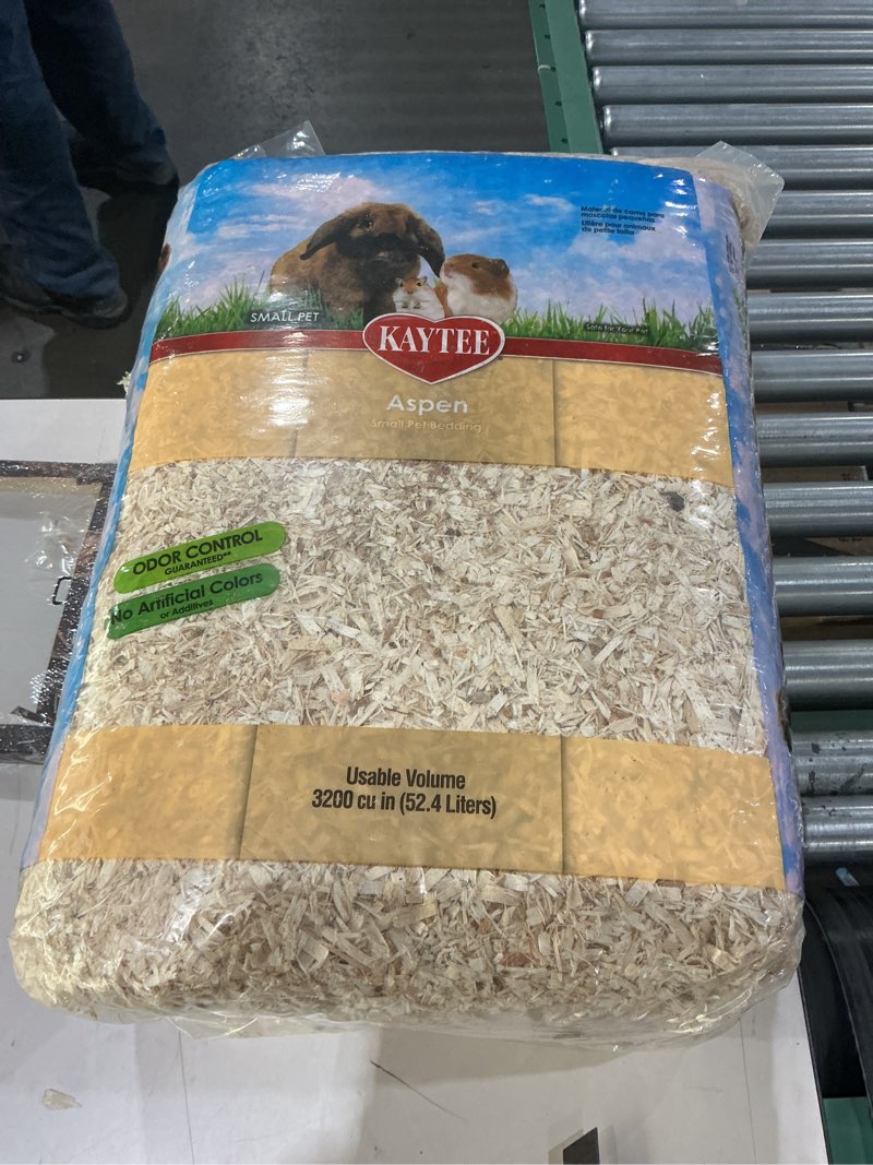 Condition photo showing New/Like New for kaytee small animal hardwood aspen bedding for pet guinea pigs, rabbits, hamsters, gerbils, and chinchillas, 54.2 liter,brown