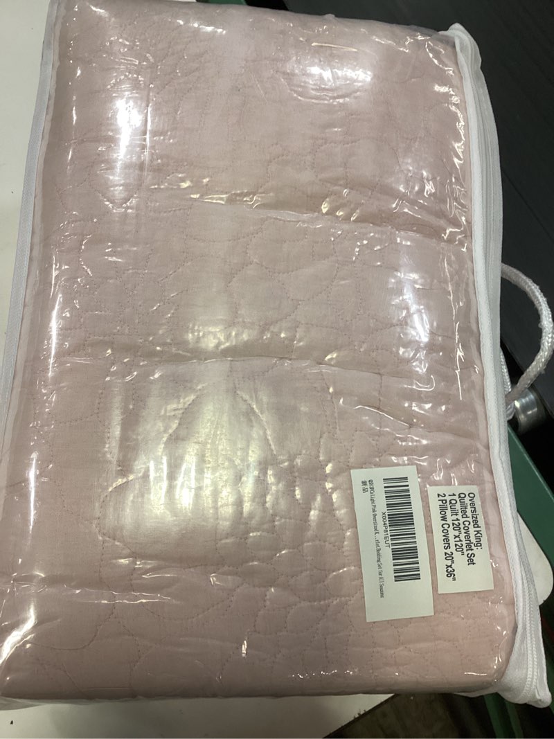 Condition photo showing Good Condition for qsh 3pcs blush oversized king quilt bedspread set(120"x120"),stonewashed cotton ruffle quilt california king,ultra soft lightweight crinkled shabby bedspread coverlet bedding set for all seasons oversized king (120"x120") blush