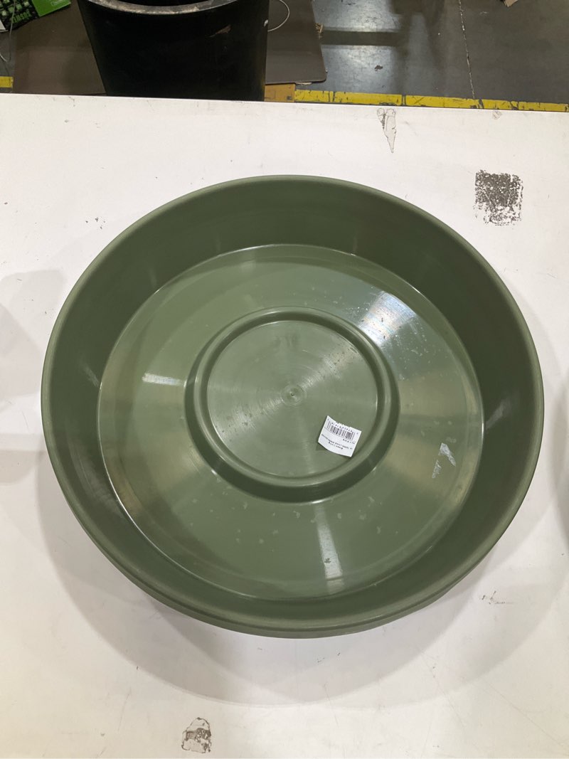 Condition photo showing Good Condition for bloem terratray 2.7 in. h x 16 in. dia. resin traditional thyme green tray