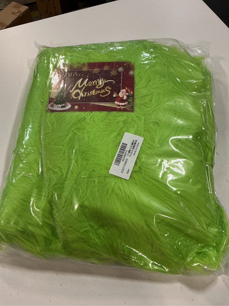 Condition photo showing New/Like New for iMucci Christmas Tree Skirt Thick Green Tree Skirt Wool-Like Chirstmas Tree Decorations Holiday Party Decor 36inch Thick Wool Fur Green