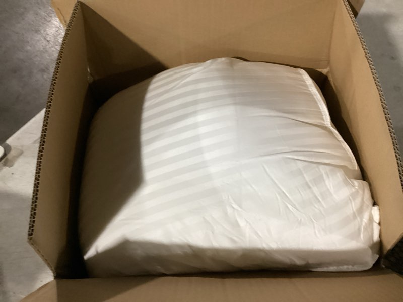 Condition photo showing New/Like New for Beckham Hotel Collection Bed Pillows King Size Set of 2 - Down Alternative Pillow for Back, Stomach or Side Sleepers King White