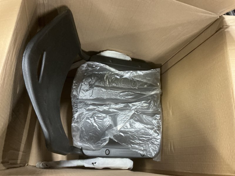 Condition photo showing Good Condition for flash furniture hercules series 880 lb. capacity black plastic stack chair pack of 1