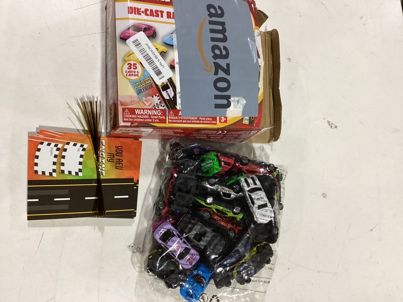Condition photo showing Good Condition for joyin 35 valentines day die-cast racing cars gift cards for kids with valentine’s school classroom exchange greeting cards, vehicle party favor toy supplies