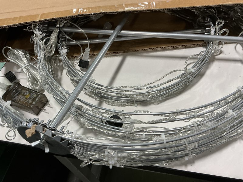 Condition photo showing Good Condition for LED Light Ball – Indoor/Outdoor Christmas Light Balls, Light Spheres Outdoor/Sphere Light Fold Flat Metal Frame (16", White Frame/Cool White Lights)